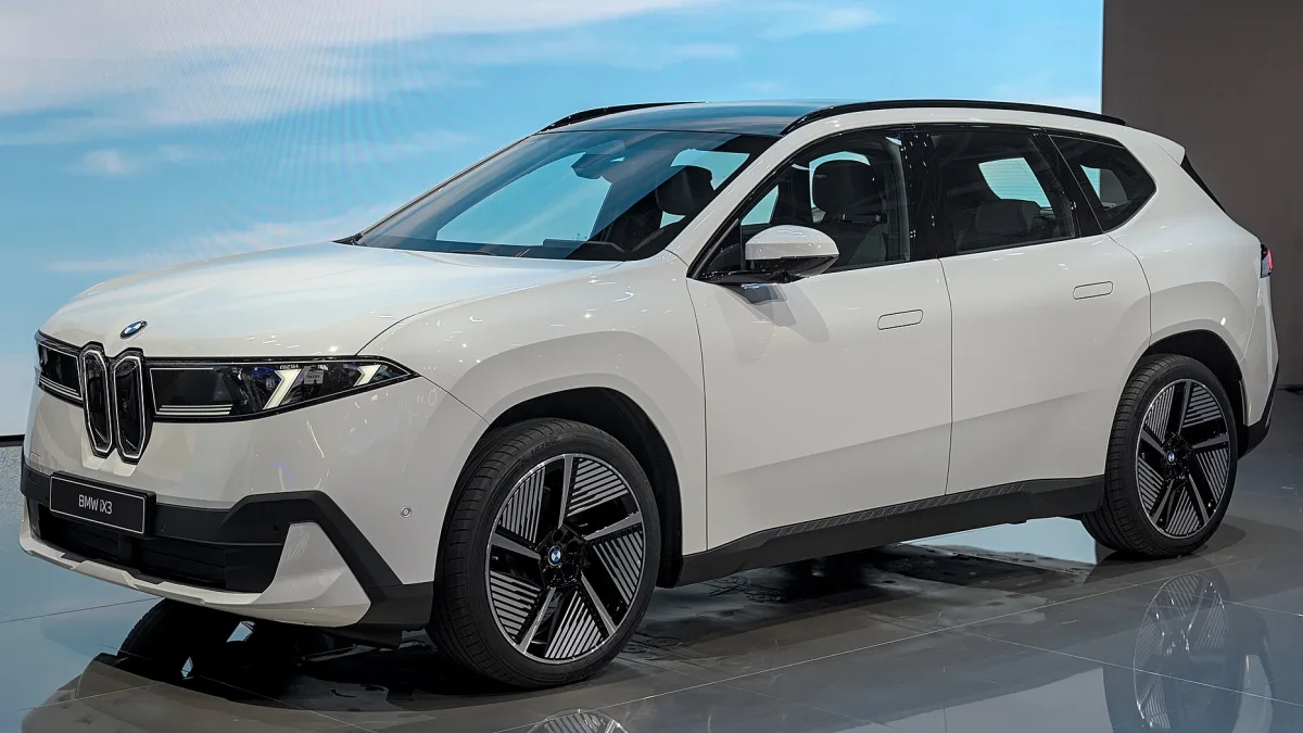 BMW iX3, Rivian R2'yi yol testinde 127 mil geride bıraktı