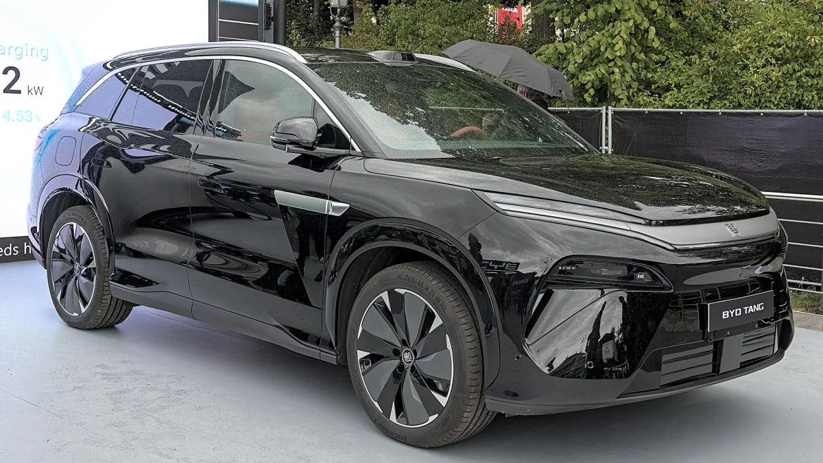 BYD Tang EV, 690 PS'lik elektrikli SUV pazarını zorlayacak