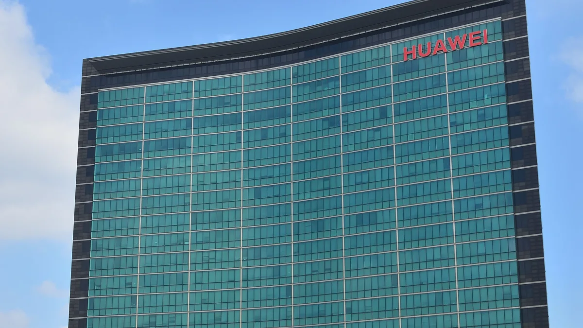 Huawei Pura 90 Plus 28 Ekim'de sunuluyor, tasarım ayrıntıları açıklandı