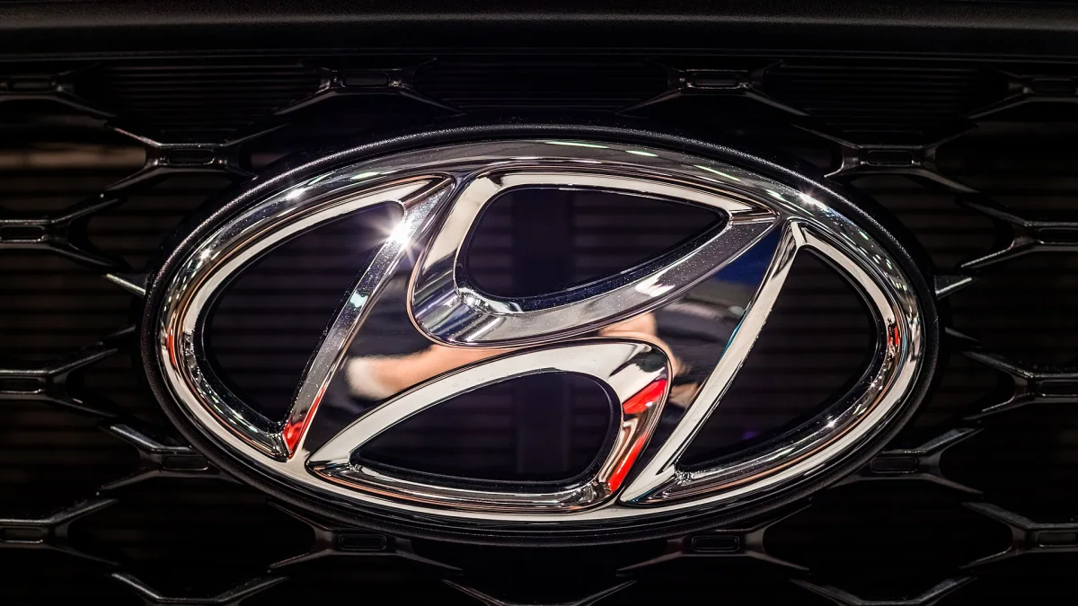 Hyundai IONIQ 3 Türkiye'de Satışa Başladı, 343 km Menzil