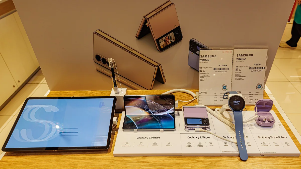 Katlı ekran telefon pazarı 2026'da yüzde 44 büyüyecek