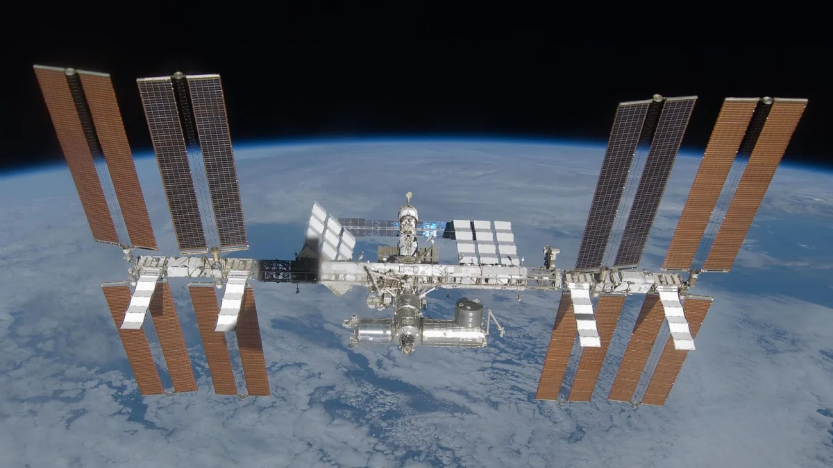NASA, SpaceX Dragon'ın ISS'ye sefer yapısını havadan fotoğrafladı