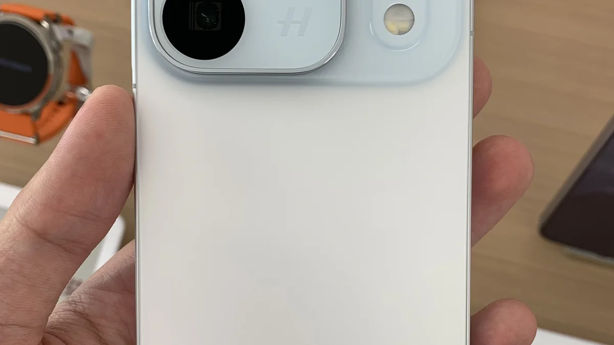 Oppo Find X10'un 200MP Hasselblad kamerası 21 Ekim'de tanıtılacak