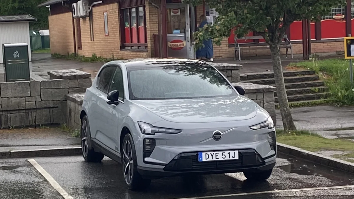 Volvo EX60, Avrupa'da 50 bin ön sipariş ile başarılı başladı