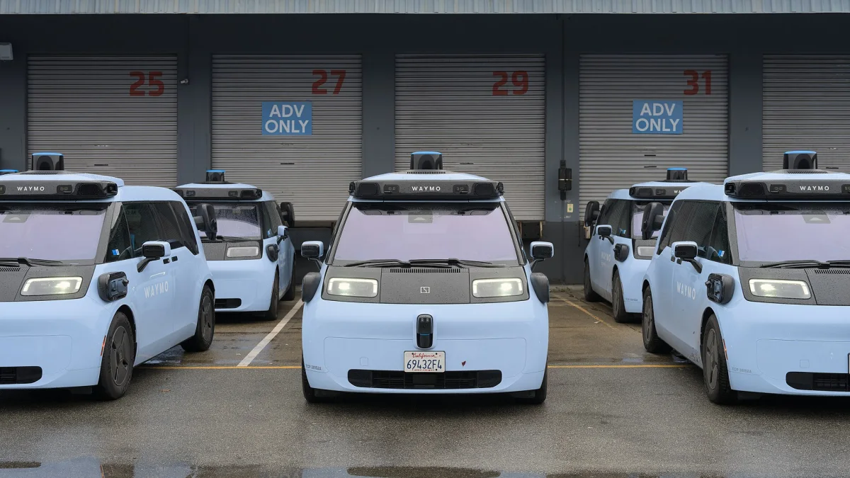 Waymo, otonom taksi filosunu 2027 sonuna kadar 20 bine çıkaracak